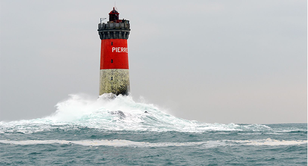 Pierres Noires Île de Quéménès Ferme Iroise Finistère Brest Conquet Bretagne Ouessant Molène Hôtel Hébergement Tourisme Chambres et Table d'hôtes Vacances Week-end Séjour Mer Nature Agriculture Biologique Bien-être Découverte Conservatoire du littoral Autonomie Solaire Éolienne Moutons